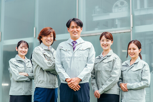 私たち美装建